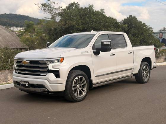 CHEVROLET SILVERADO 5.3 V8 GASOLINA 1500 HIGH COUNTRY 4X4 AUTOMÁTICO CHEVROLET SILVERADO 5.3 V8 GASOLINA 1500 HIGH COUNTRY 4X4 AUTOMÁTICO